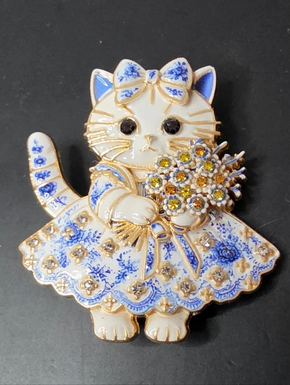 N/A charming blue